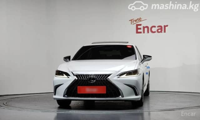 Lexus ES VII Рестайлинг 300h 2.5hyb CVT