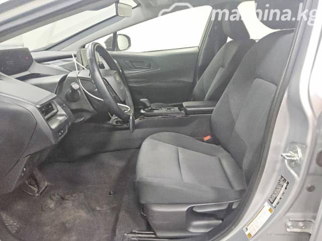 Toyota Prius V (XW60) 2.0hyb AT