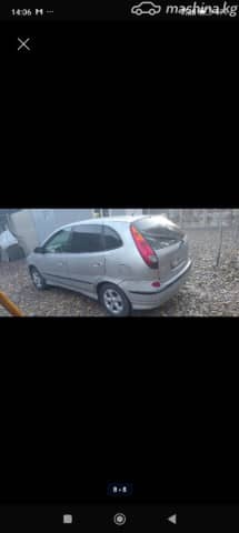Nissan Almera Tino 1.8 MT