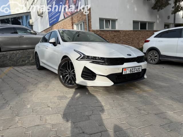 Kia K5 III 1.6 AT