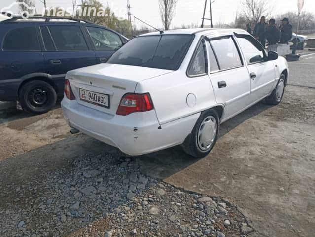 Daewoo Nexia I Рестайлинг 1.5 MT