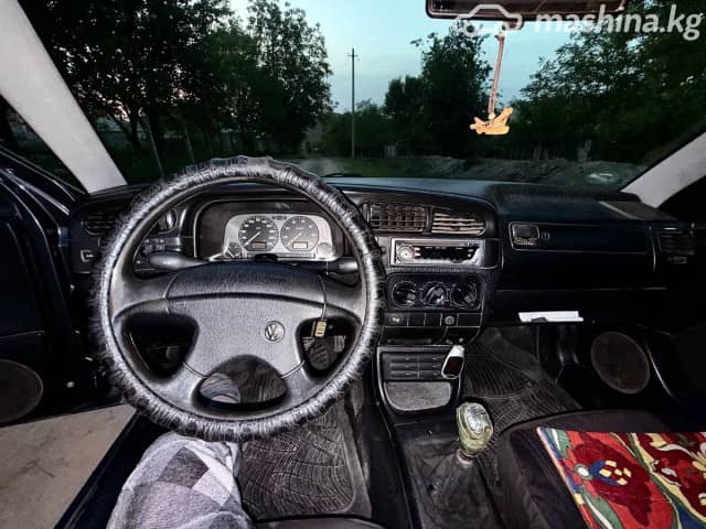 Volkswagen Vento 1.8 MT