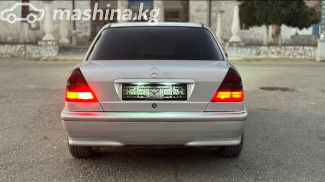 Mercedes-Benz C-Класс I (W202) Рестайлинг 180 1.8 MT