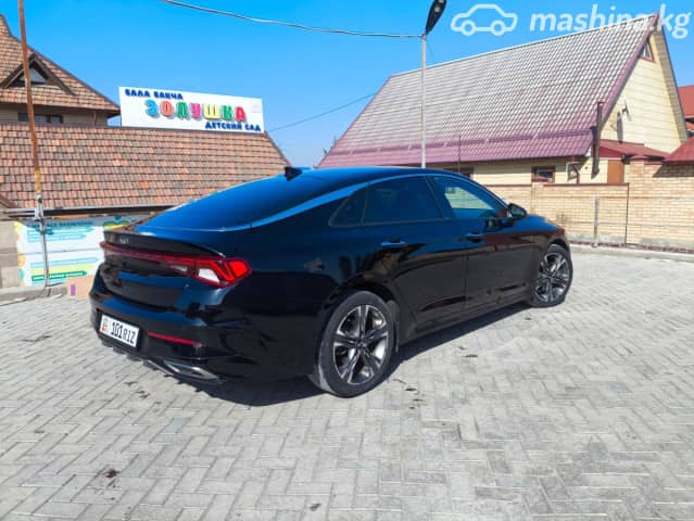 Kia K5 III 2.0 AT