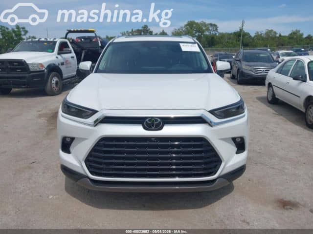 Toyota Grand Highlander 2.4 AT 4WD