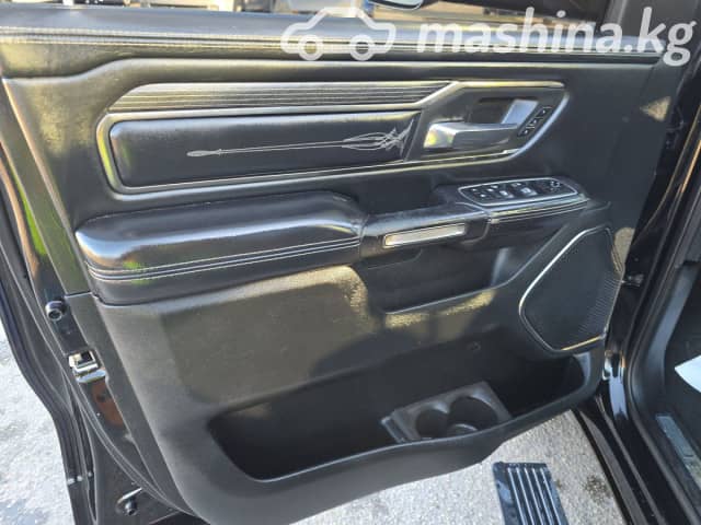 RAM 1500 V Quad Cab 5.7 AT 4WD
