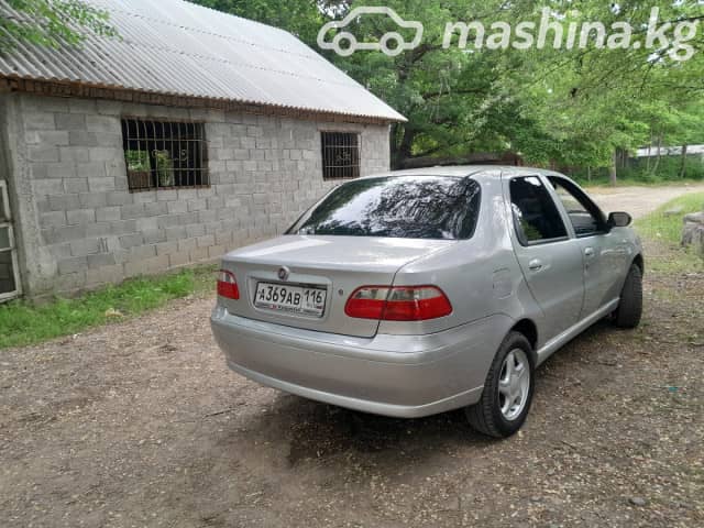 Fiat Albea I Рестайлинг 1.4 MT