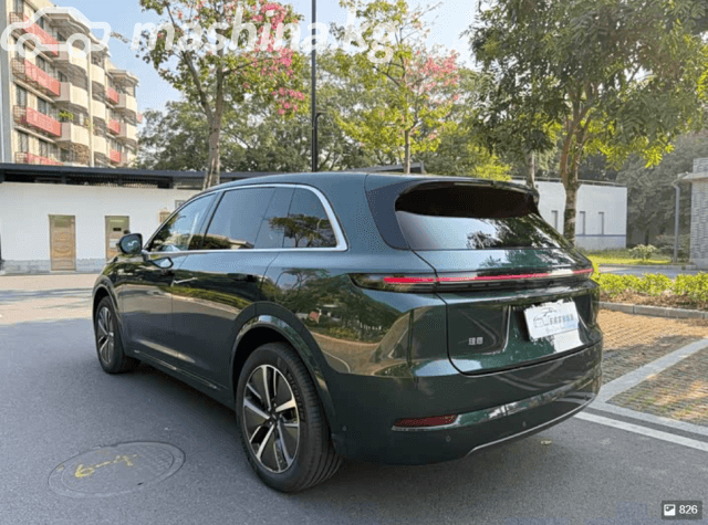 LiXiang L7 Рестайлинг 1.5hyb AT 4WD