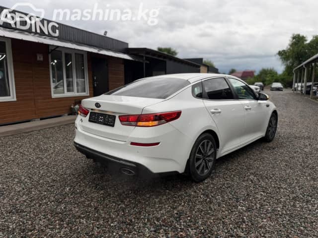 Kia K5 II 2.0 AT