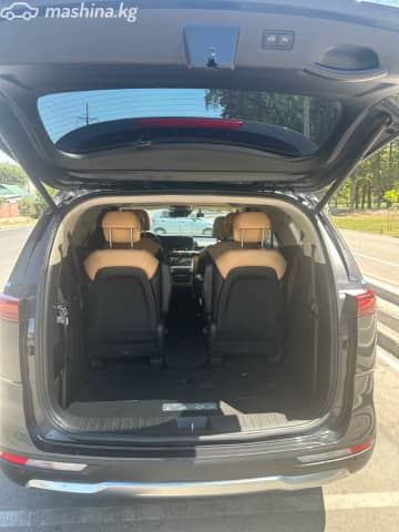 Kia Carnival IV 2.2d AT