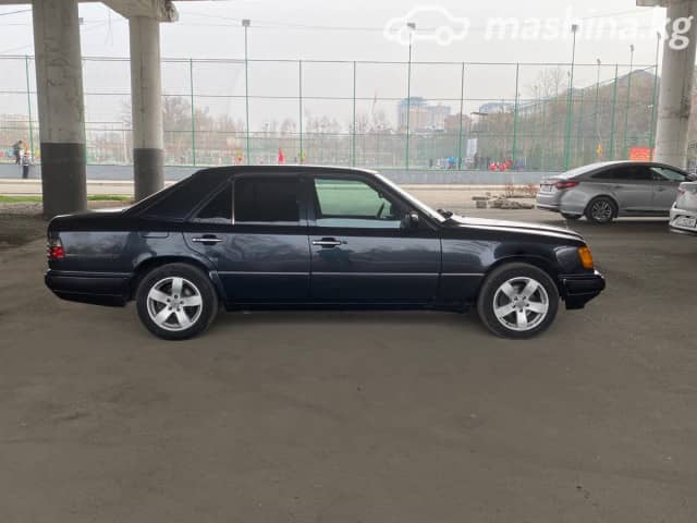 Mercedes-Benz E-Класс I (W124) 200 2.0 AT