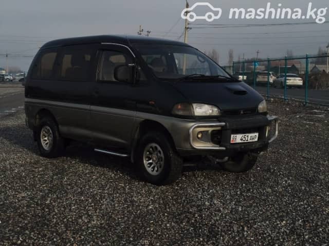 Mitsubishi Delica IV 3.0 AT 4WD