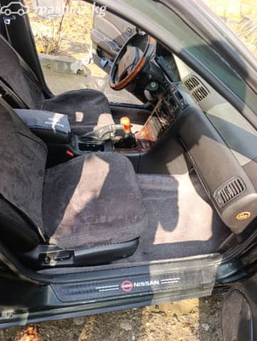 Nissan Maxima IV (A32) 2.0 MT