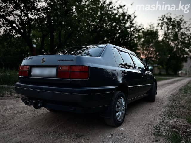 Volkswagen Vento 1.8 MT