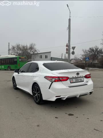 Toyota Camry VIII (XV70) 2.5 AT