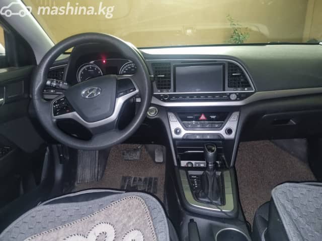 Hyundai Avante VI 1.6 AT