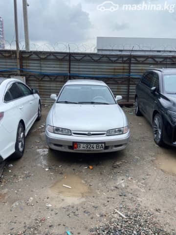 Mazda Cronos 1.8 MT