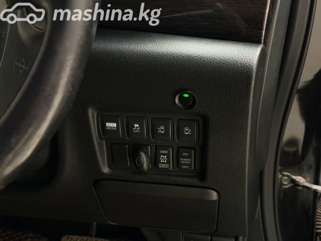 Nissan Elgrand III (E52) 2.5 CVT 4WD
