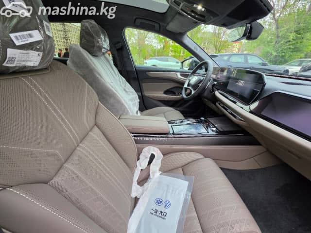 Audi A6 V (C8) Рестайлинг 45 TFSI 2.0 AMT 4WD
