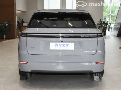 LiXiang L7 Рестайлинг 1.5hyb AT 4WD