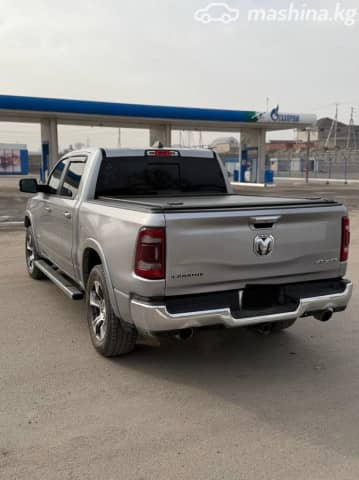RAM 1500 V Quad Cab 5.7 AT 4WD