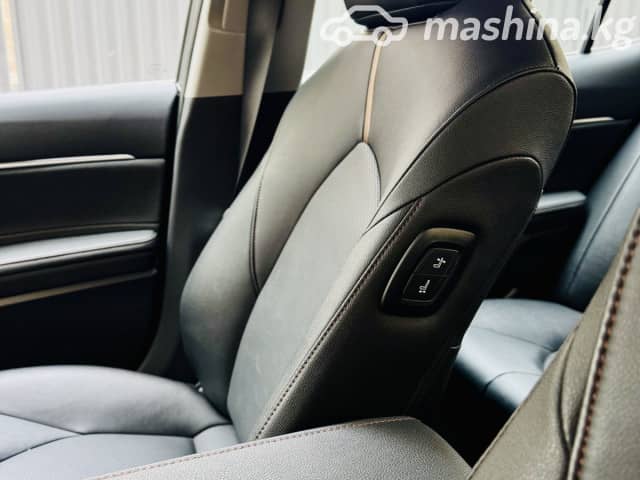 Toyota Camry VIII (XV70) Рестайлинг 2.5 AT