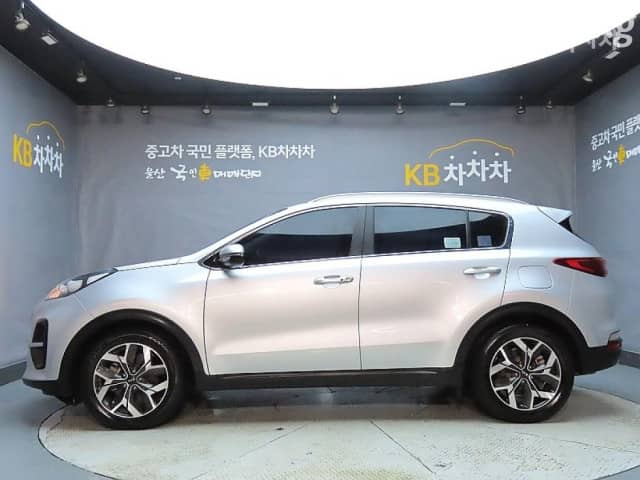 Kia Sportage IV Рестайлинг 1.6d AMT 4WD