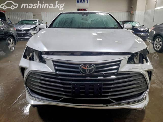 Toyota Avalon V 2.5hyb CVT
