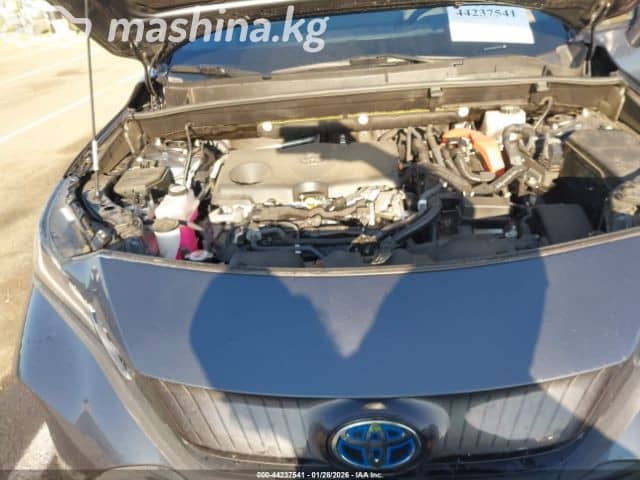 Toyota Venza II 2.5hyb CVT 4WD