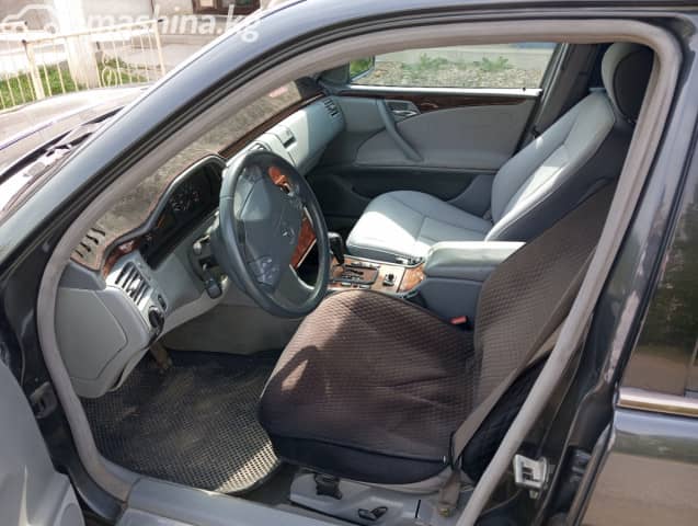 Mercedes-Benz E-Класс II (W210, S210) Рестайлинг 320 3.2 AT