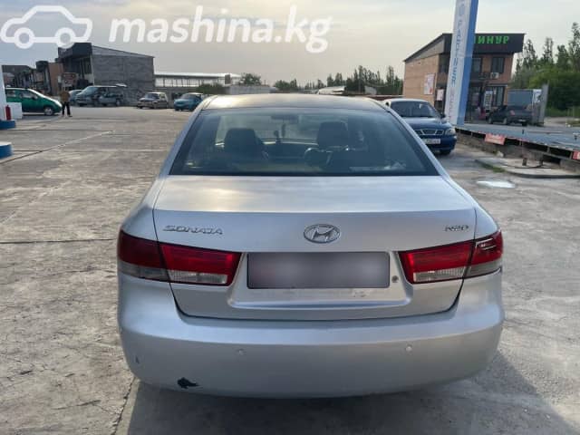 Hyundai Sonata V (NF) 2.0 AT Газ