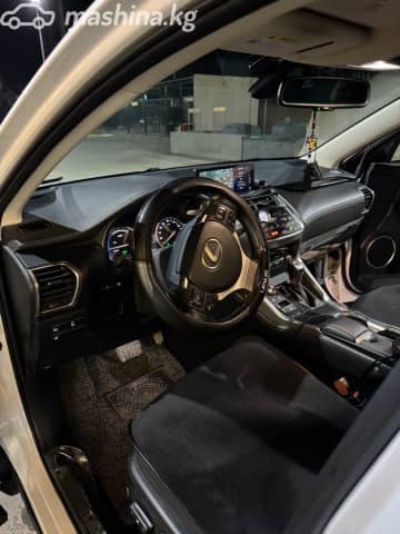 Lexus NX I Рестайлинг 300h 2.5hyb CVT 4WD