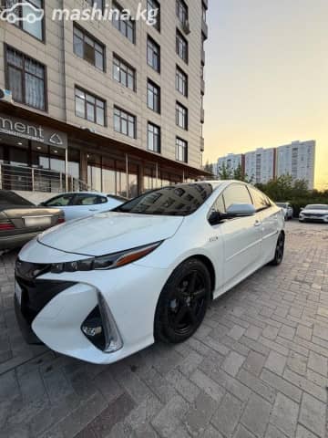 Toyota Prius IV Рестайлинг (XW50) 1.8hyb AT