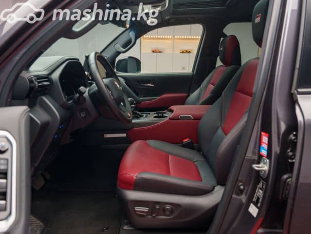 Toyota Land Cruiser 300 Series 3.5 AT 4WD