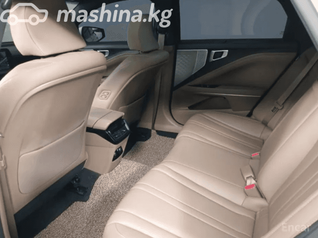 Kia K8 1.6hyb AT
