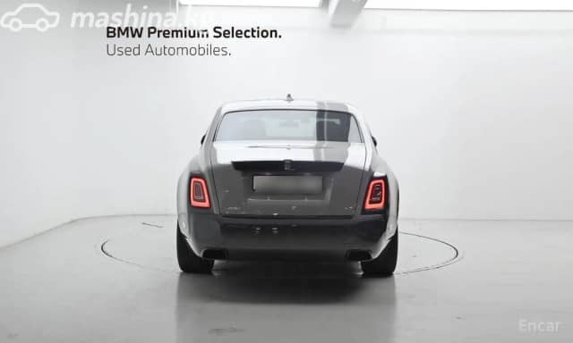 Rolls-Royce Phantom VII 6.8 AT