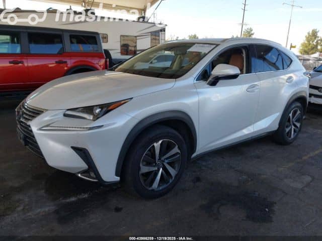 Lexus NX I Рестайлинг 300 2.0 AT