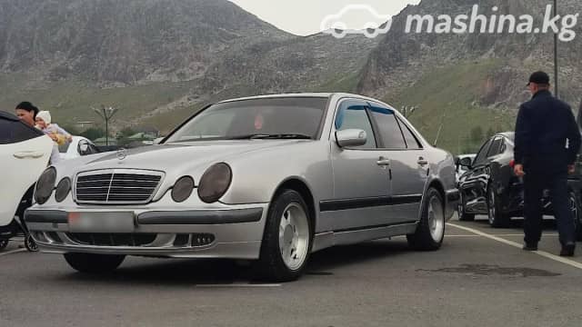 Mercedes-Benz E-Класс II (W210, S210) Рестайлинг 220 2.2d MT