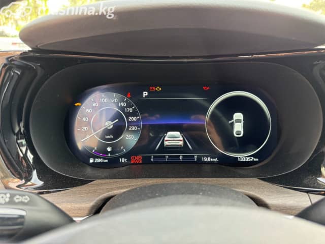 Kia K5 III 1.6 AT