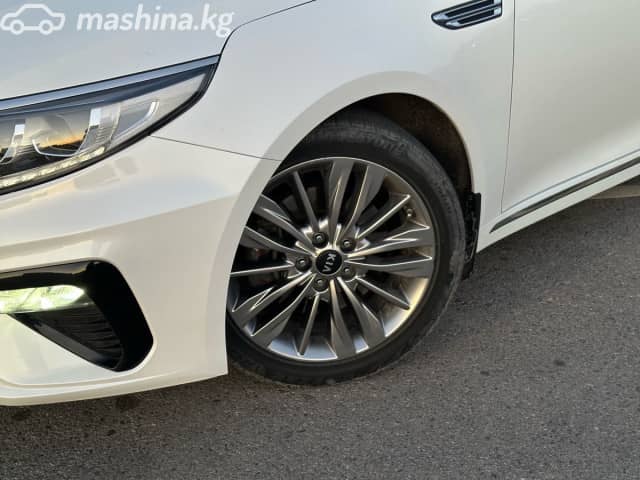 Kia K5 II 2.0 AT
