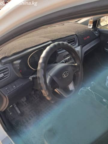 Kia Rio III 5-speed 1.6 MT