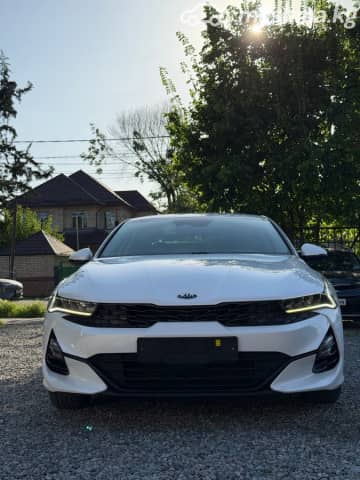 Kia K5 III LPi 2.0 AT