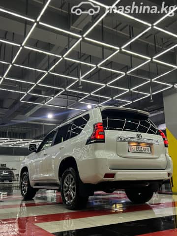 Toyota Land Cruiser Prado 150 Series Рестайлинг 2 4.0 AT 4WD