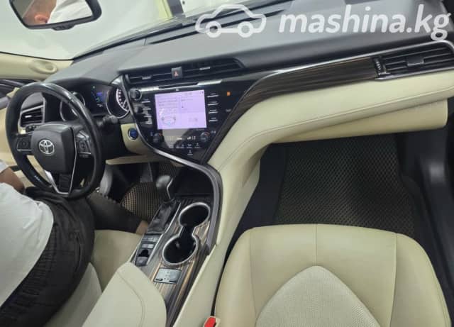 Toyota Camry VIII (XV70) 2.5hyb CVT