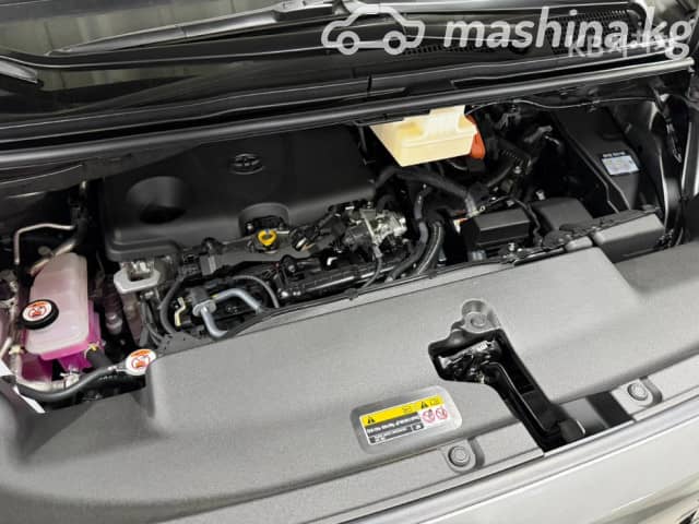 Toyota Alphard IV 2.5hyb CVT 4WD