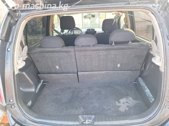 Daihatsu Sirion M2 1.0 MT