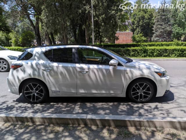 Lexus CT I Рестайлинг 200h 1.8hyb CVT