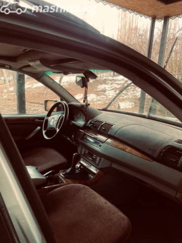 BMW X5 I (E53) 4.4 AT 4WD