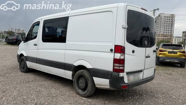 Mercedes-Benz Фургон (6х2)