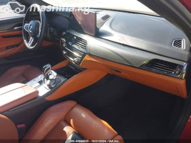 BMW M5 VI (F90) Рестайлинг 4.4 AT 4WD
